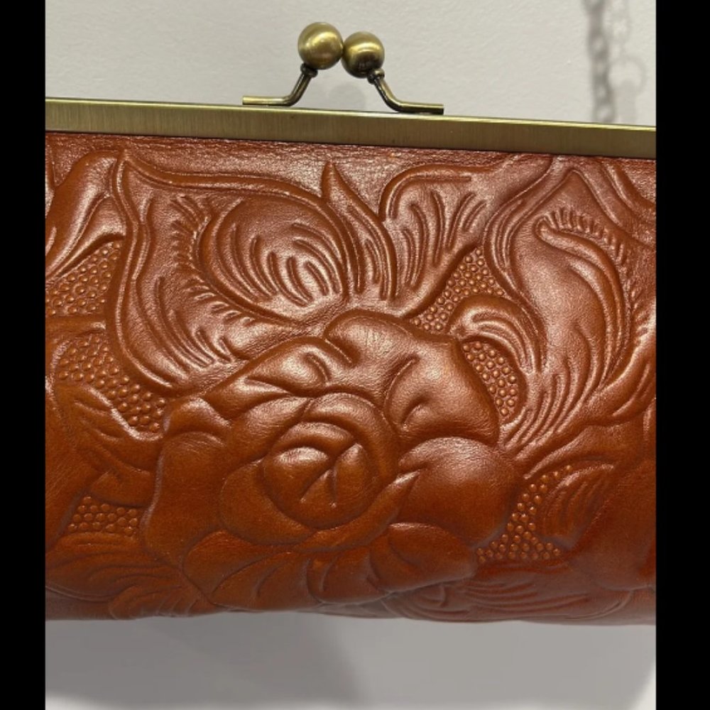 Patricia Nash Potenaze Frame Clutch